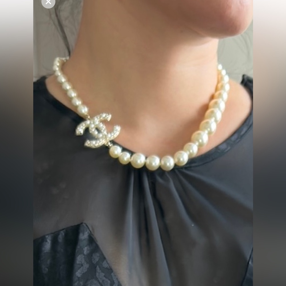 Authentic Chanel Pearl Necklace/Choker ONLY. Earrings Not Included.